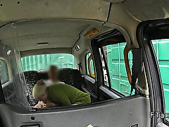 Short haired amateur anal banged in cab