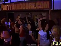 Yong girls in club are happy to fuck