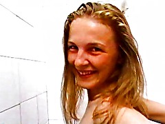 Otra rotura de ojete en el baÃ±o