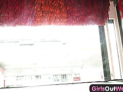 Nice amateur babe wanking in the car wash