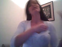 Amateur Busty Brunette Showing Her Big Tits On Webcam