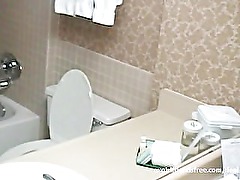 Solo showering amateur