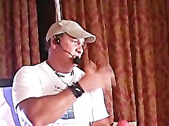 Squirtinator shows how to make her squirt