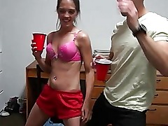 College amateurs fuck at dorm room party