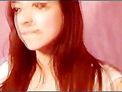 Sexy Amateur Teen Masturbates on Webcam