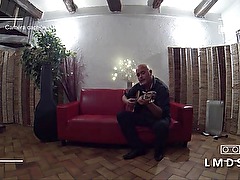 Bonne grosse cochonne cougar defoncee dans La Maison du Sexe