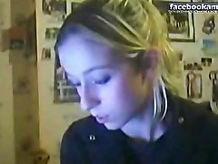 Blond amateur trying to cyber