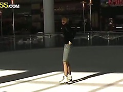 Amateur girl Cofi teases her boyfriend during skating date and looks at his crotch