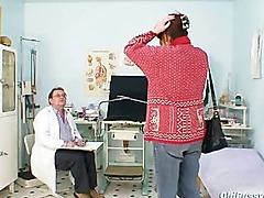 Mature amateur wife at pervy gyno doctor