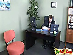 Amateur teenie sucks