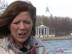 Junge Studentin zeigt gern alles! Teil 1