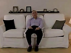 Amateur in stockings gets fucked over on the couch