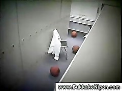 Real amateur japanese babe gets bukkake in locker room