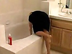 Blonde amateur take bath and masturbate shaved pussy in water